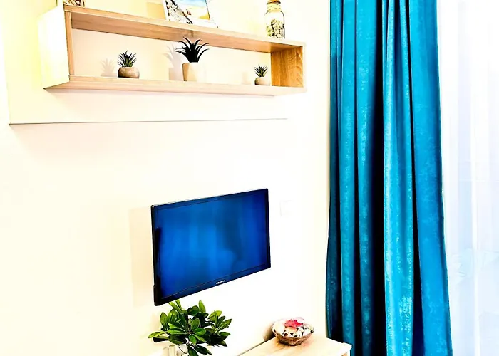 Nani -sunny アパート