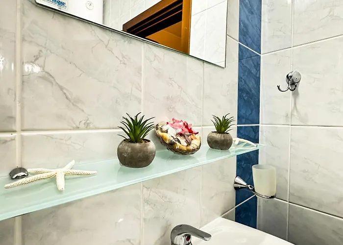 Nani -sunny アパート *