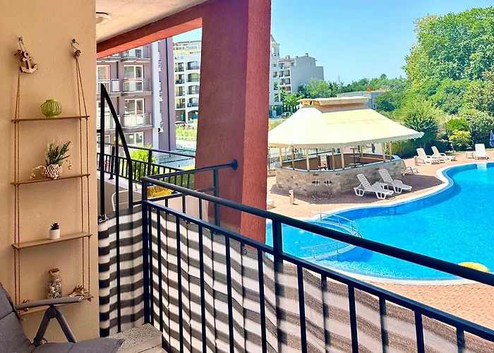 Nani -sunny アパート